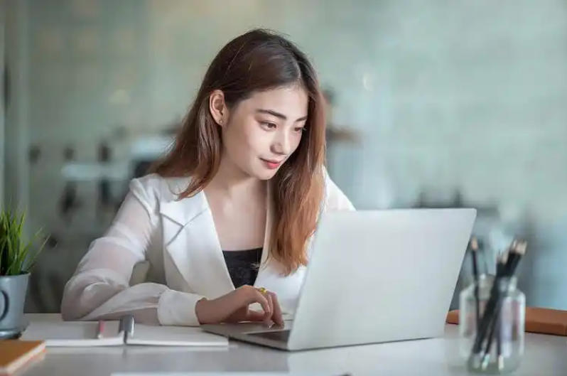 北京创意翻有限公司轮播图2