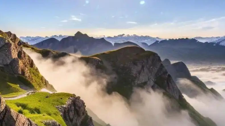 北京创意翻有限公司轮播图1